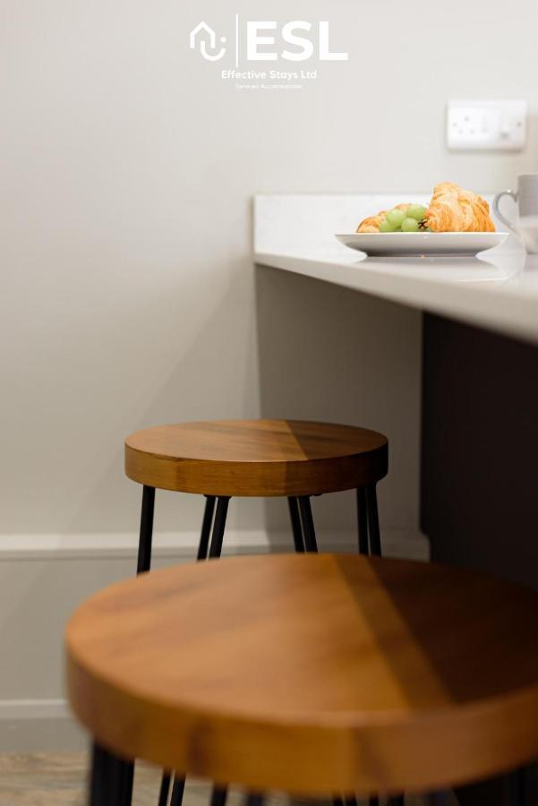 Comfy Modern 2 Bedroom Duplex Apartment With Sun Terrace Shrewsbury Eksteriør billede